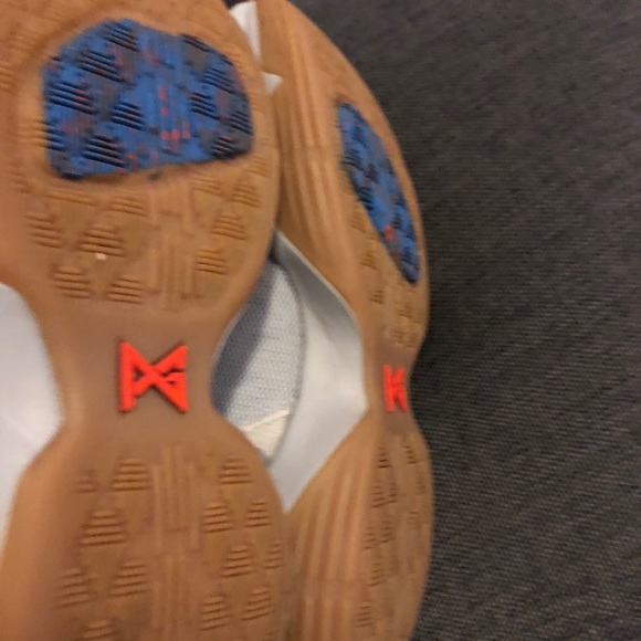 Men's Nike Paul Geroge PG 1 Basketball Shoe 7.5 - Picture 3 of 5